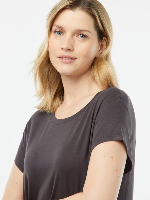 Camisa de dormir com corte de t-shirt fluida - Kiabi