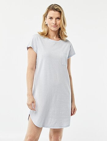 Camisa de dormir com corte estilo t-shirt em mistura de linho