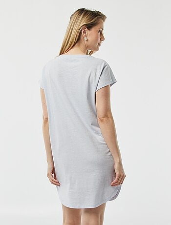 Camisa de dormir com corte estilo t-shirt em mistura de linho