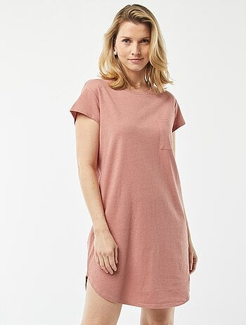 Camisa de dormir com corte estilo t-shirt em mistura de linho