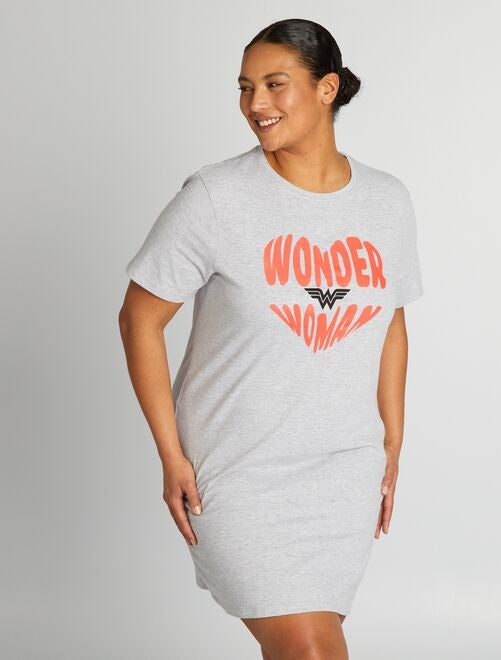 Camisa de dormir estilo t-shirt 'Mulher-Maravilha' - Kiabi