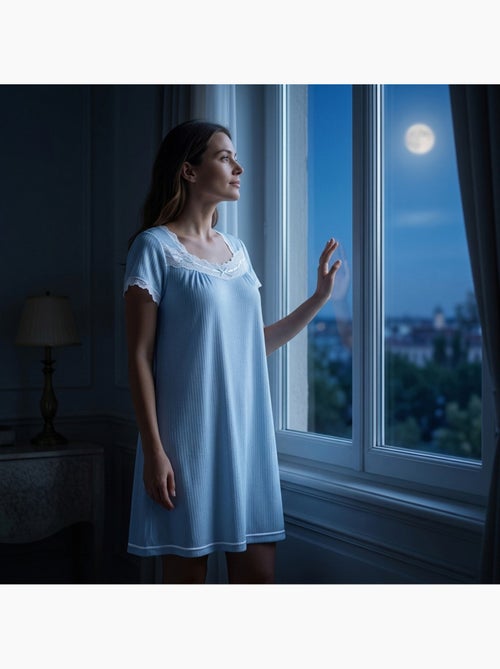Camisa de Dormir Mulher Renda Ultra Leve OZABI - Kiabi Camisa de Dormir Mulher Renda Ultra Leve OZABI - Kiabi