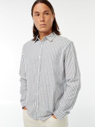 Camisa de fantasia com ajuste confortável de manga comprida