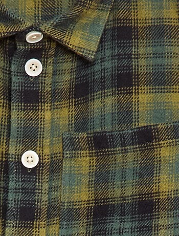 Camisa de flanela com padrão axadrezado