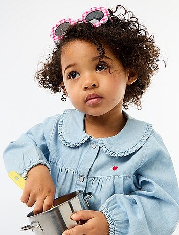 Camisa de ganga com bordado coração