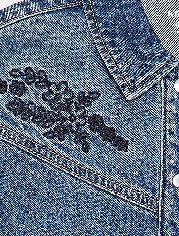 Camisa de ganga com bordados