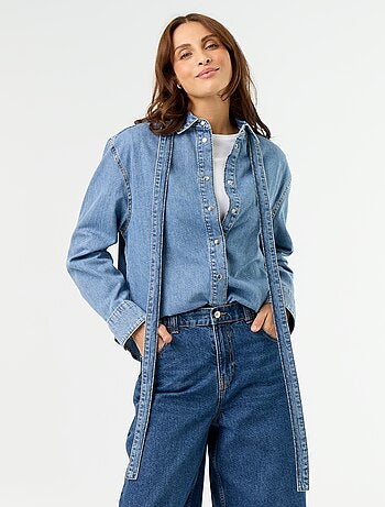 Camisa de ganga com gola lavallière