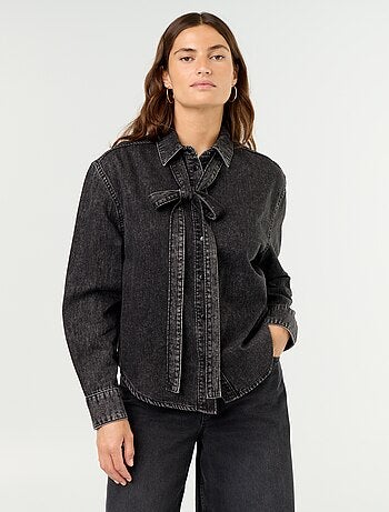 Camisa de ganga com gola lavallière