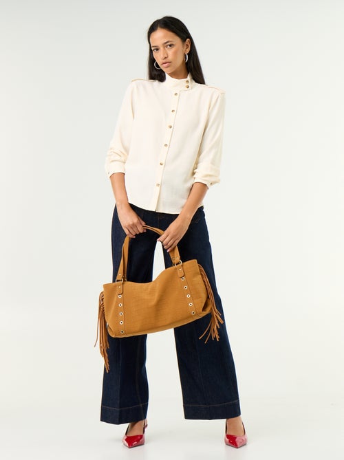 Camisa de gola alta e aplicações nos ombros - Kiabi Camisa de gola alta e aplicações nos ombros - Kiabi