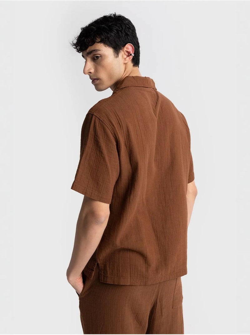 Camisa de homem em algodão de manga curta de corte descontraído giesto Castanho - Kiabi
