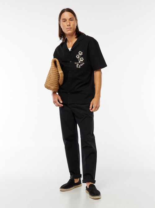 Camisa de linho misturado de manga curta com bordados - Kiabi