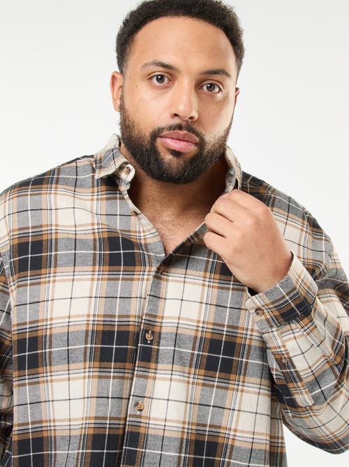 Camisa de manga comprida com padrão axadrezado - Kiabi