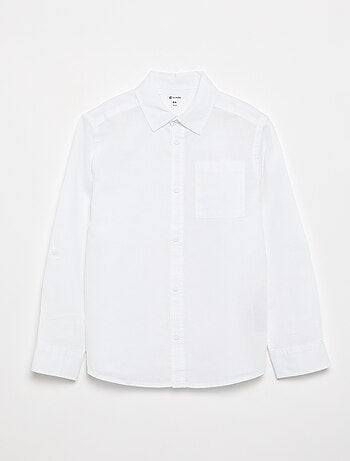 Camisa de manga comprida e bolso no peito