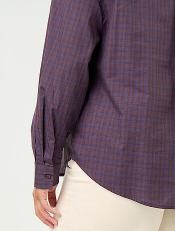 Camisa de manga comprida e gola lavallière