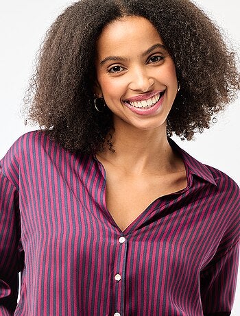 Camisa de manga comprida em cetim liso