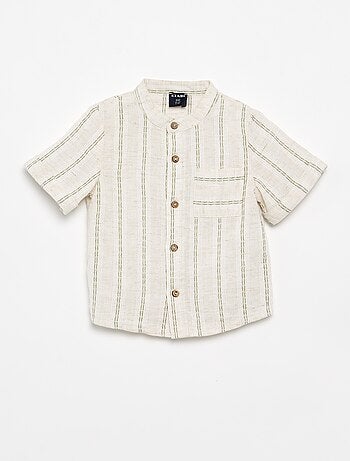 Camisa de manga curta às riscas