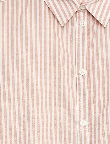 Camisa de manga curta às riscas