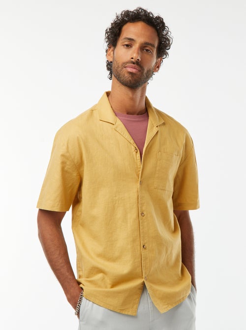 Camisa
 de manga curta com
 bolso frontal - Kiabi