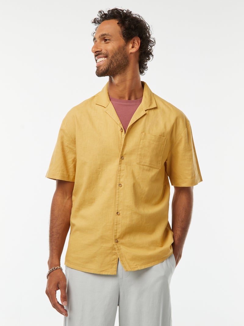 Camisa
 de manga curta com
 bolso frontal Amarelo - Kiabi