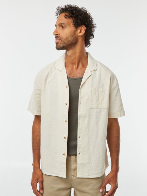 Camisa
 de manga curta com
 bolso frontal - Kiabi