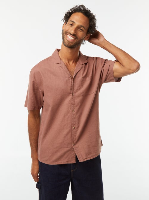 Camisa
 de manga curta com
 bolso frontal - Kiabi