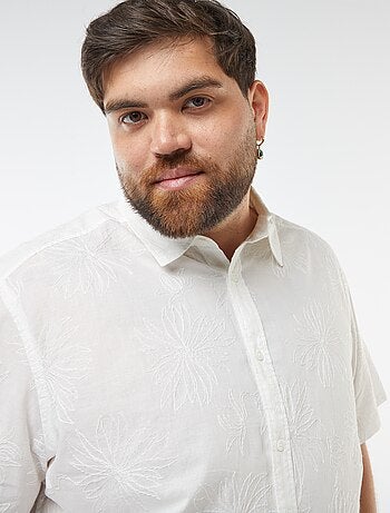 Camisa de manga curta com bordado floral all-over