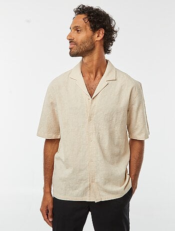 Camisa de manga curta com bordados