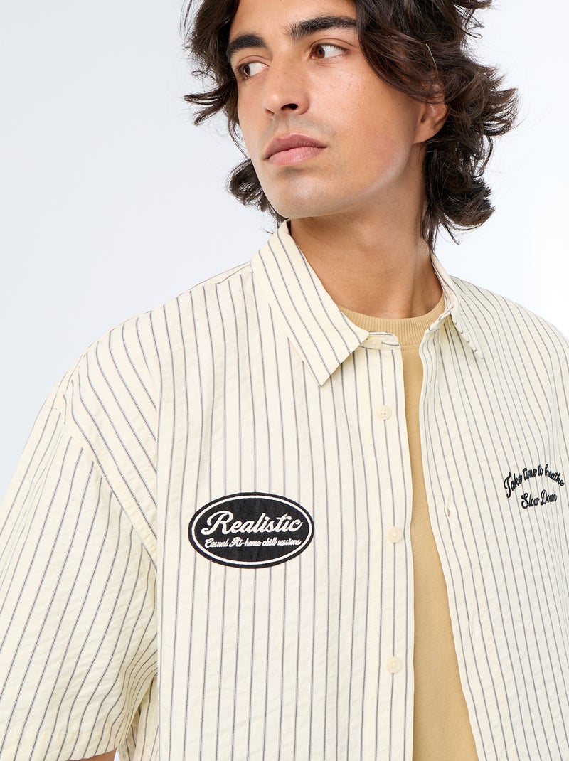 Camisa de manga curta com bordados Bege - Kiabi