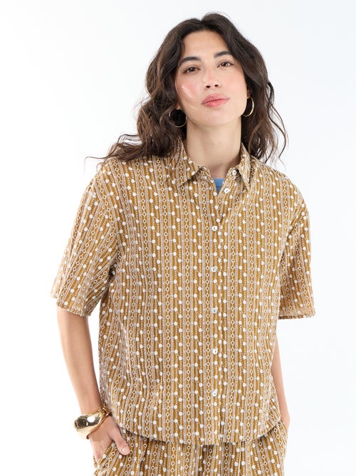 Camisa de manga curta com bordados - Kiabi