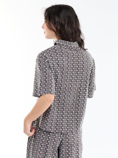 Camisa de manga curta com bordados - Kiabi