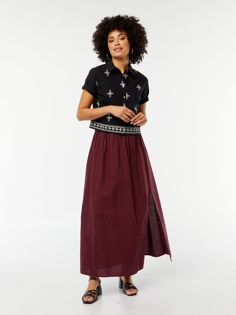 Camisa de manga curta com bordados PRETO - Kiabi