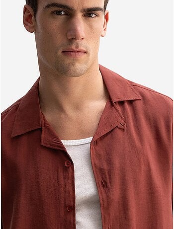 Camisa de manga curta com gola aberta para homem giesto