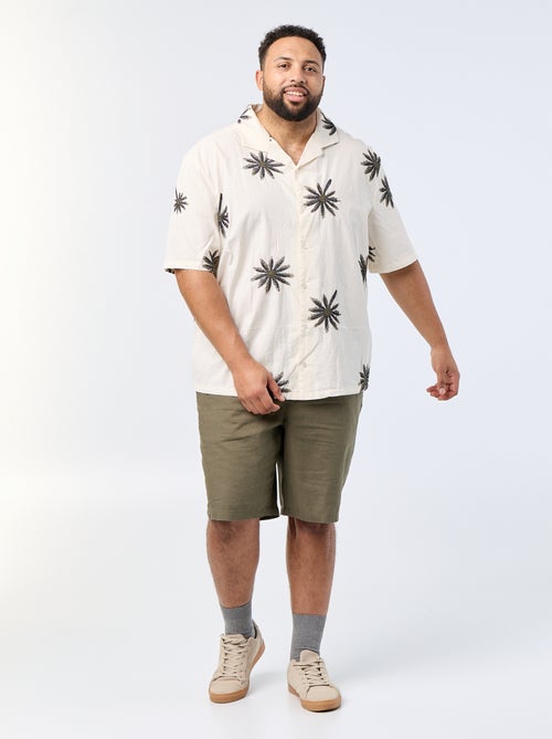 Camisa de manga curta com motivo de flores bordadas - Kiabi