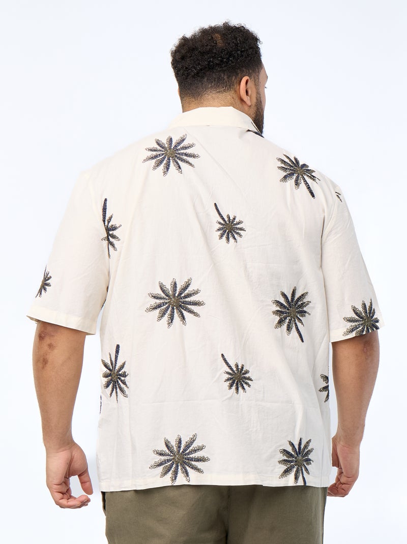 Camisa de manga curta com motivo de flores bordadas Bege - Kiabi