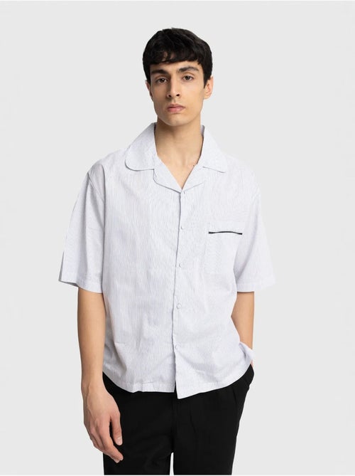 Camisa de manga curta com riscas finas giesto - Kiabi Camisa de manga curta com riscas finas giesto - Kiabi