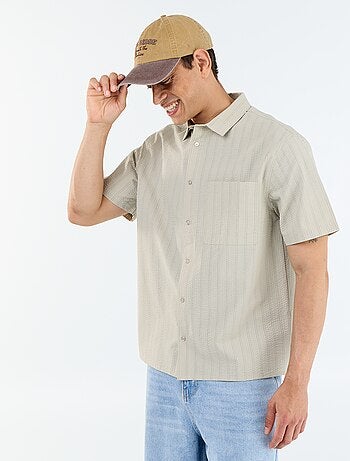 Camisa de manga curta com riscas