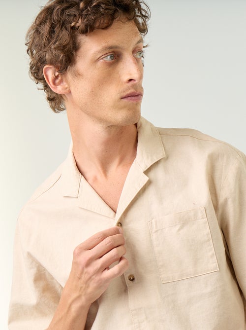 Camisa de manga curta em linho misto com bolso no peito - Kiabi Camisa de manga curta em linho misto com bolso no peito - Kiabi