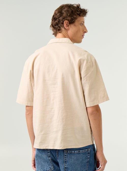 Camisa de manga curta em linho misto com bolso no peito - Kiabi Camisa de manga curta em linho misto com bolso no peito - Kiabi