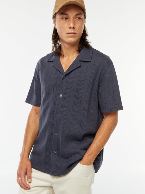 Camisa de manga curta em malha ajurada - Kiabi