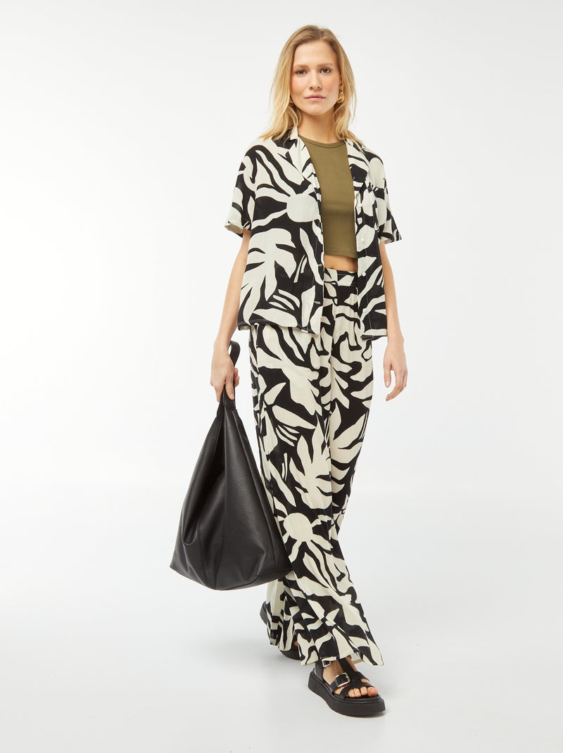 Camisa de manga curta em malha de crepe com motivo PRETO - Kiabi