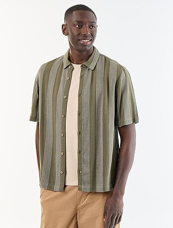 Camisa de manga curta em malha de croché