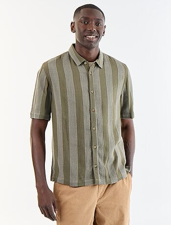 Camisa de manga curta em malha de croché