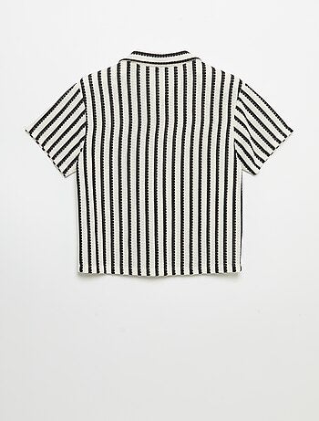 Camisa de manga curta em malha de croché