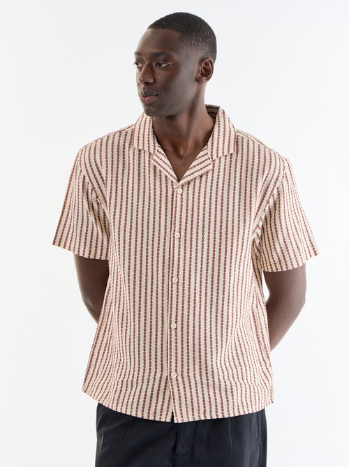 Camisa de manga curta em malha fantasia - Kiabi Camisa de manga curta em malha fantasia - Kiabi