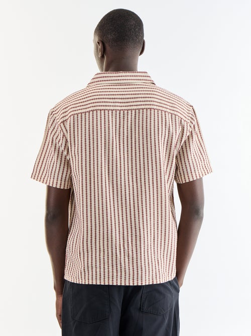 Camisa de manga curta em malha fantasia - Kiabi Camisa de manga curta em malha fantasia - Kiabi