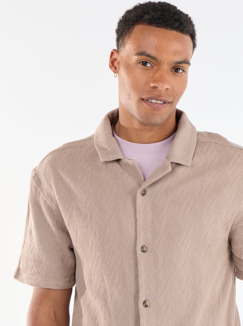 Camisa de manga curta em malha jacquard - Kiabi Camisa de manga curta em malha jacquard - Kiabi