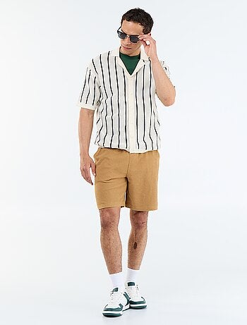 Camisa de manga curta em malha vazada