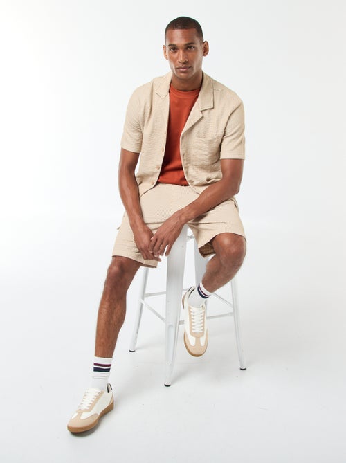 Camisa
 de manga curta em material tipo crepe - Kiabi