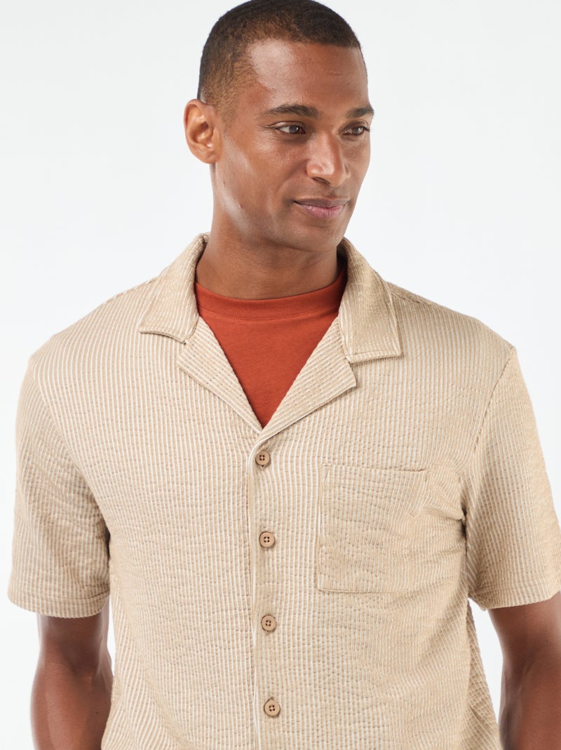 Camisa
 de manga curta em material tipo crepe Bege - Kiabi