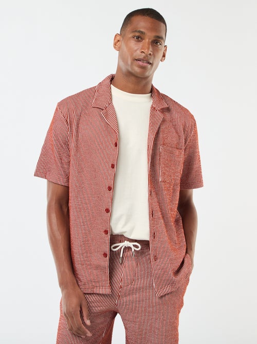 Camisa
 de manga curta em material tipo crepe - Kiabi